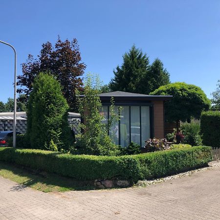 De Vlinder Luxe Chalet Op De Tien Heugten Schoonloo Exterior foto